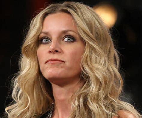 Sheri Moon Zombie – Bio, Facts, Family Life of Actress